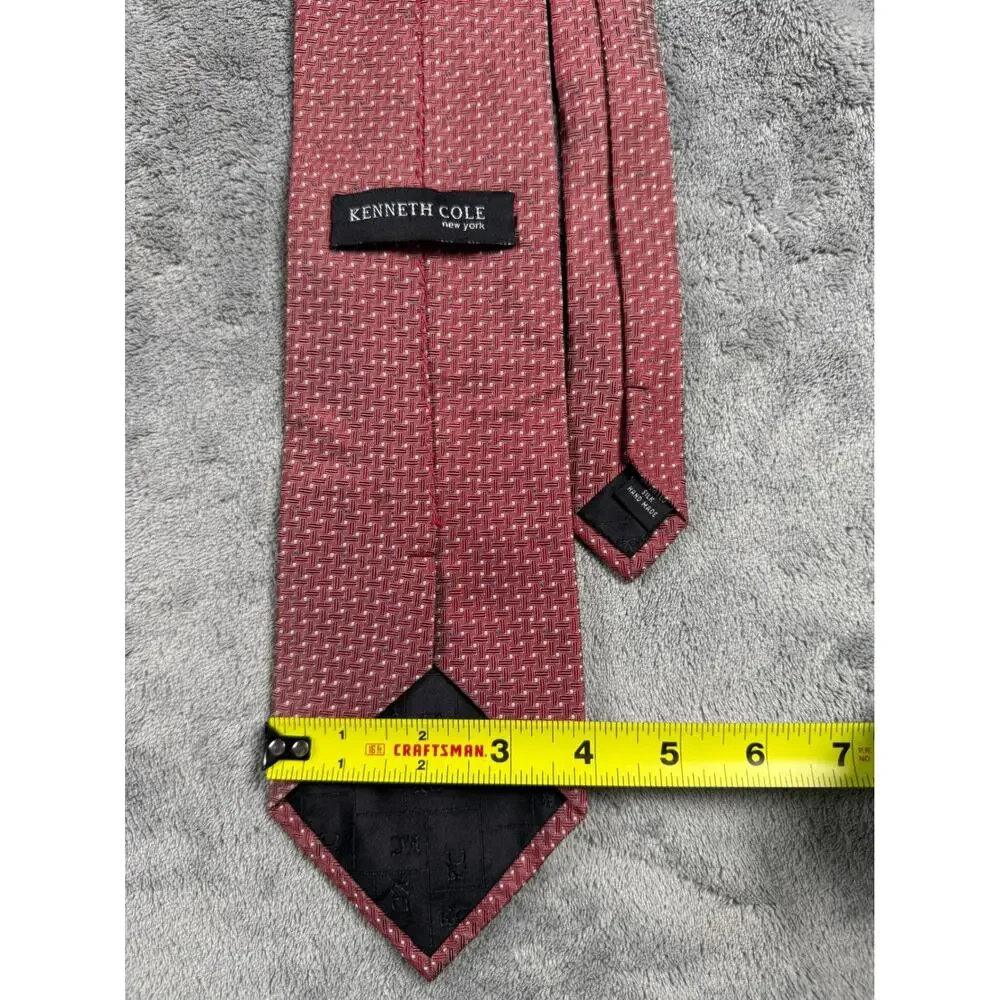 Kenneth Cole New York Mens Silk Tie Red‎ Geometric Woven Pattern Hand Made